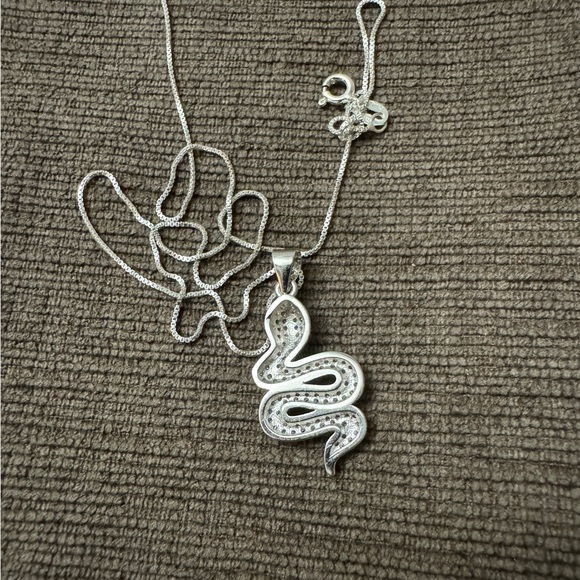 Sterling silver snake necklace - Picture 3 of 6